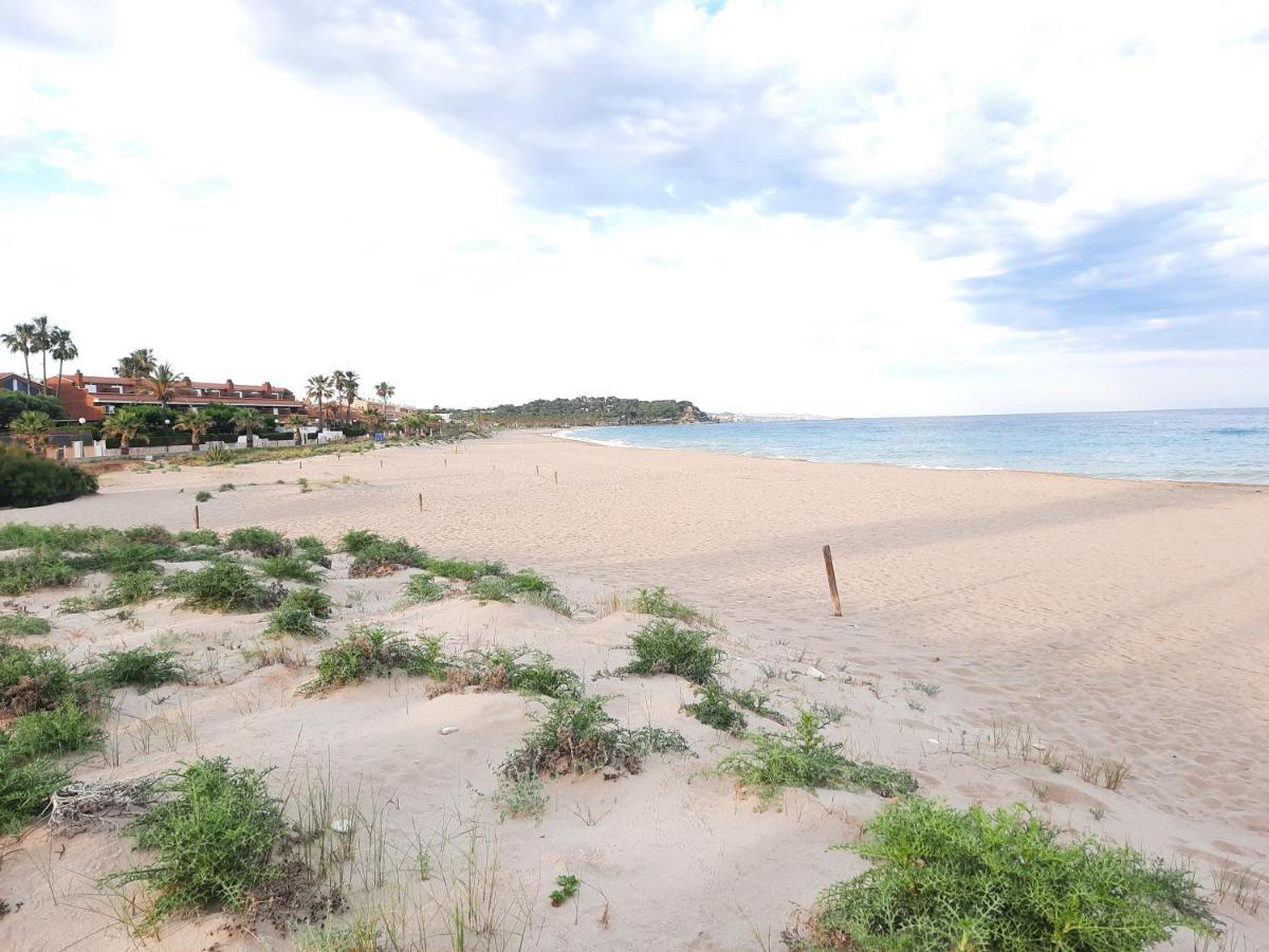 Cosy House With Garden Infront Of The Sea Διαμέρισμα Creixell Εξωτερικό φωτογραφία