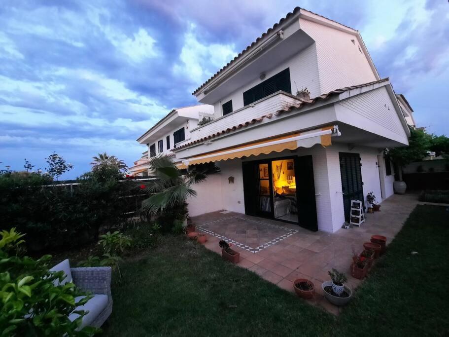 Cosy House With Garden Infront Of The Sea Διαμέρισμα Creixell Εξωτερικό φωτογραφία